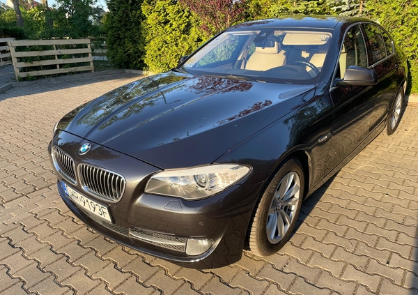 BMW Seria 5 cena 65900 przebieg: 317040, rok produkcji 2013 z Strzegom małe 191